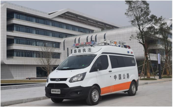 與疫情賽跑！“六合造”救護(hù)車(chē)奔赴抗疫一線