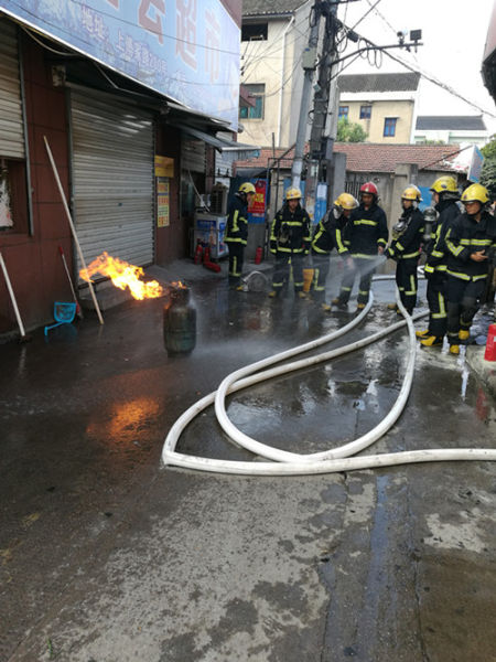 圖為：事故現(xiàn)場。消防供圖